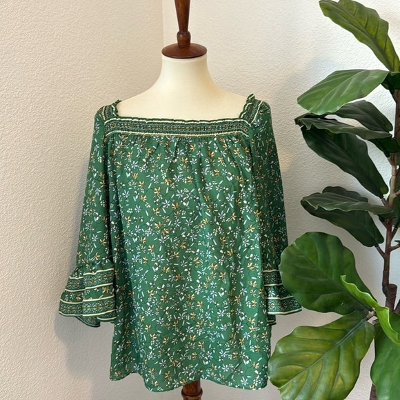 Max Studio Tops - NWT Max Studio Top